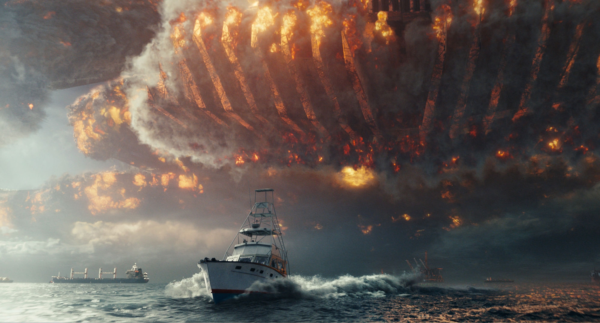 Independence Day: Resurgence is downright crazy